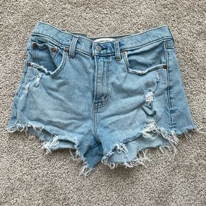 Abercrombie mom shorts